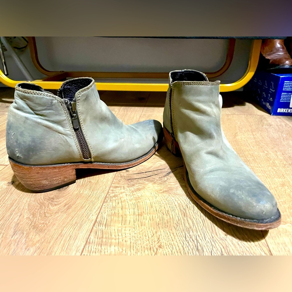 Genuine leather ankle cowgirl boots, size 10